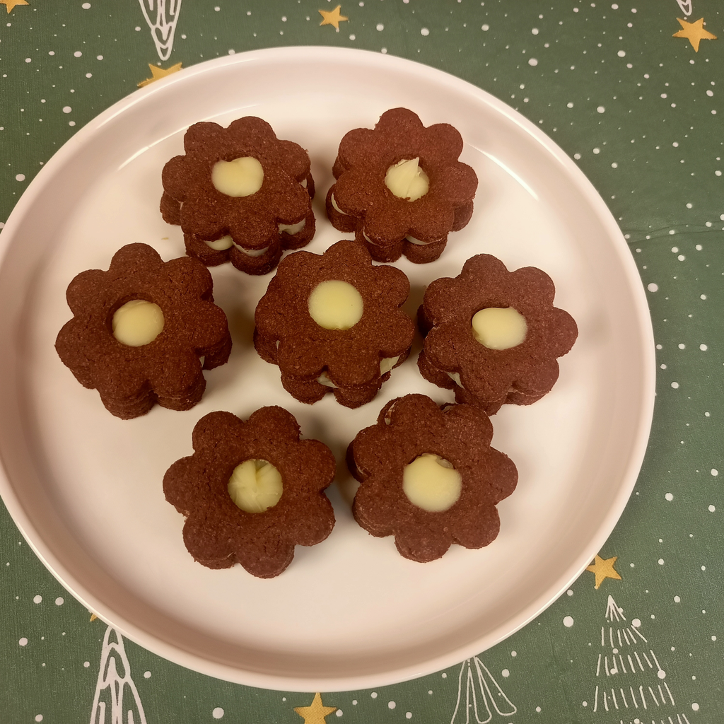 kakaové dortíky s bílocokoládovou ganáží
