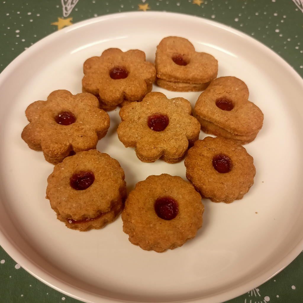 cukroví - špaldové celozrnné linecké